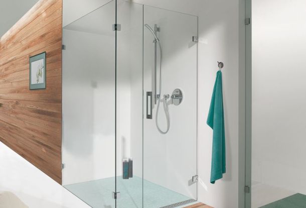 Klassische Duschverglasung